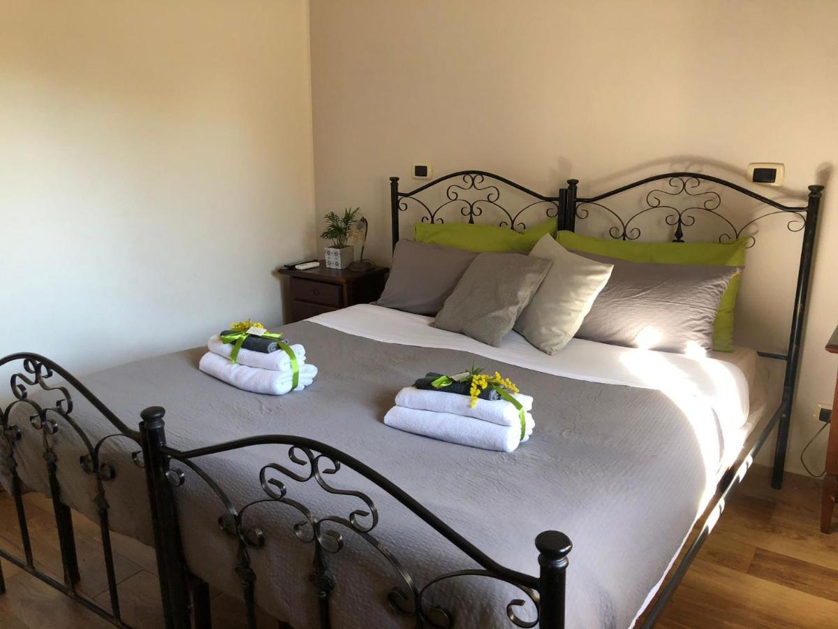 B&B Mandorla Amara Джоя-дель-Колле Екстер'єр фото