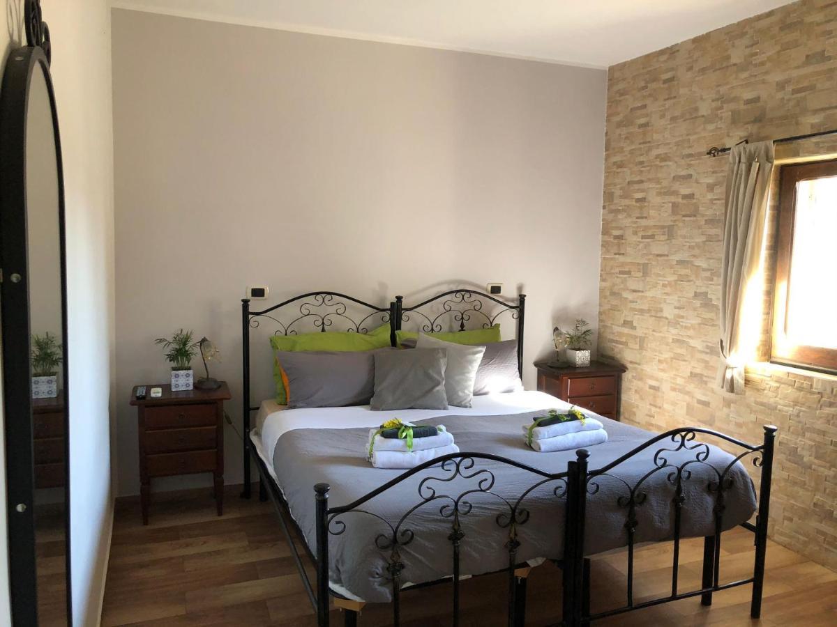 B&B Mandorla Amara Джоя-дель-Колле Екстер'єр фото
