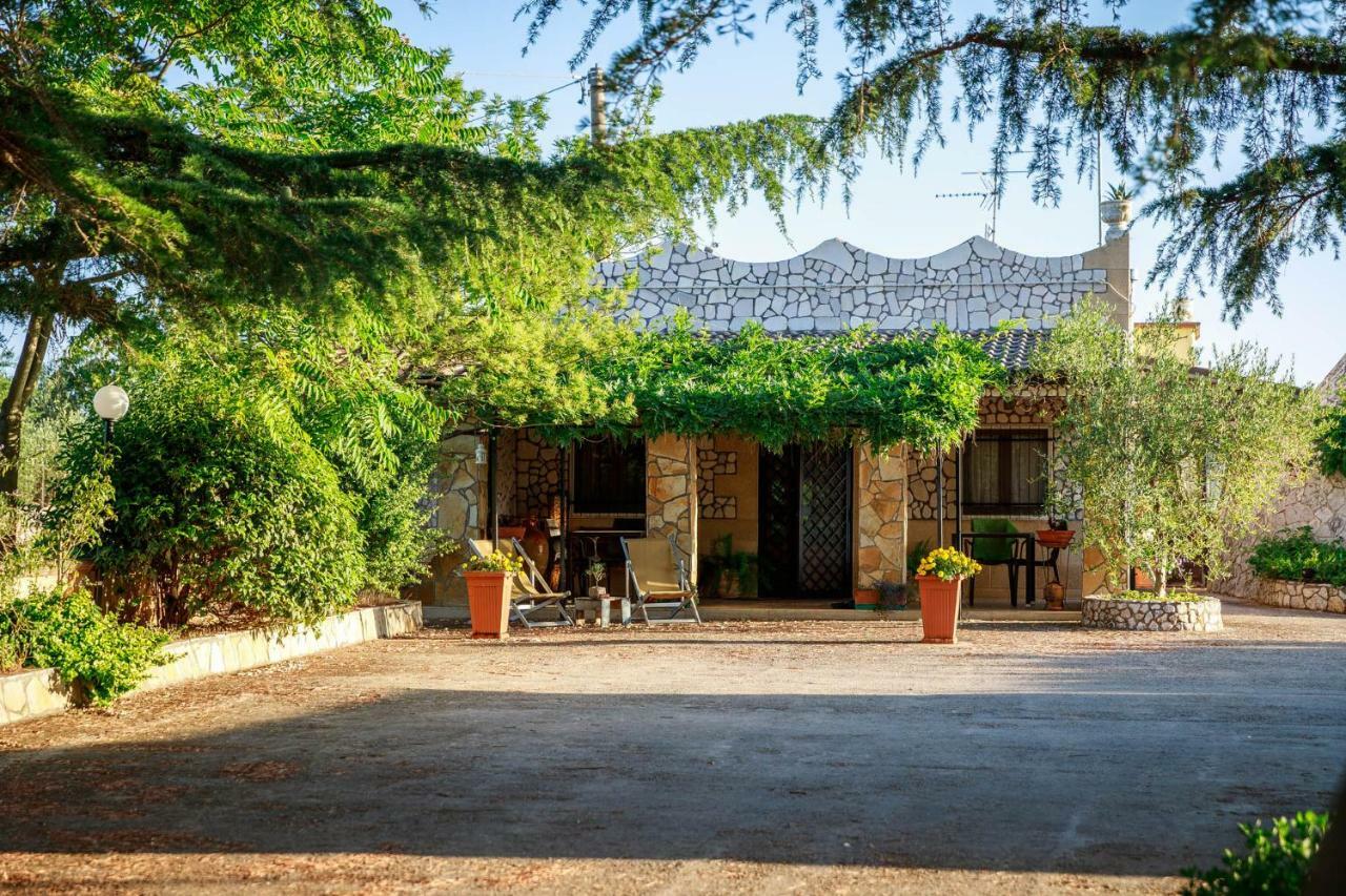 B&B Mandorla Amara Джоя-дель-Колле Екстер'єр фото